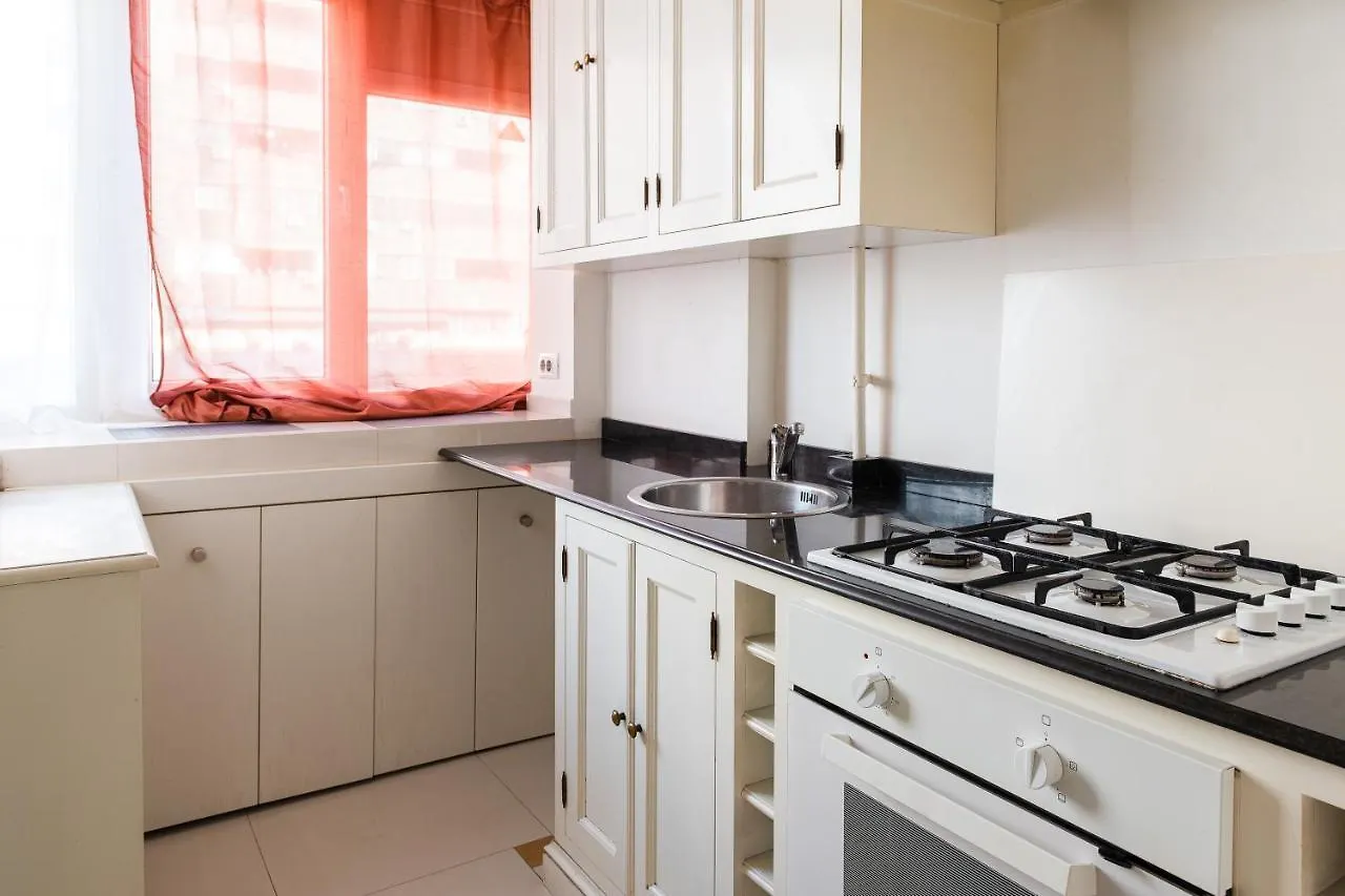Down Town 1Br Apartment W Self Check In Bucharest